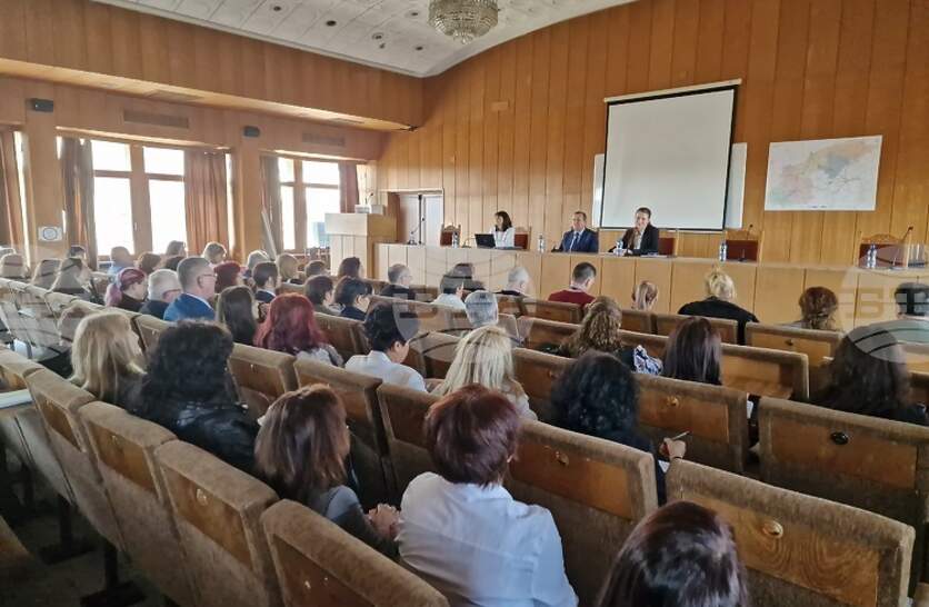 ���������� �� ��������� ����� ��� ������� ������ �������� ����� ������ � �������������� ��������� �� ���������� ������������ ��� ������ �������