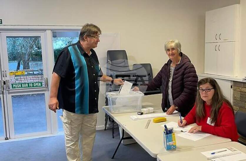 ����������� ��� ������� �� 52-���� ������� �������� �������, �������� �� ����