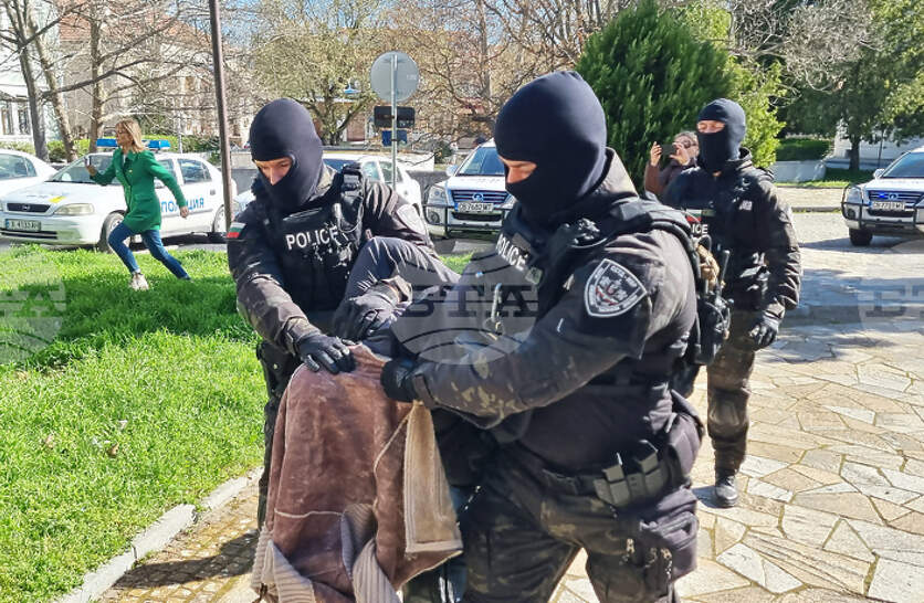 �������� �� ��������� �� ������� �������� � ������������ � ���������, ������� �� ����� 20 000 ����