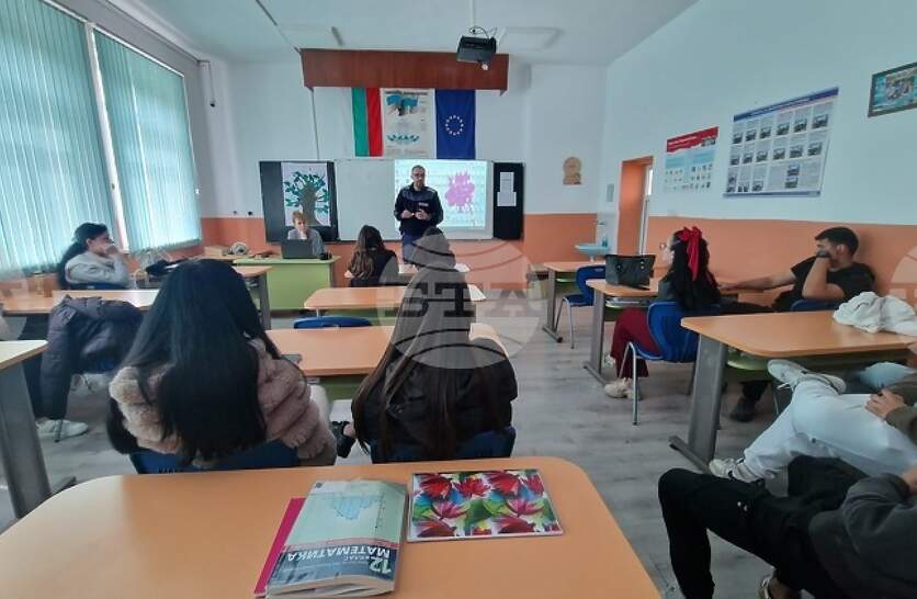 ����� ������� � ������ ������� ������������� ����� ��� ����������� �� ��������� �� ���� ����� ��������������� ������