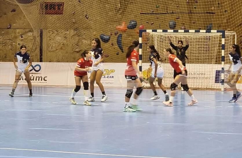 ������ ������� � ������� �� �������������������� ���� �� ���������� ������ IHF Trophy ��� ���������