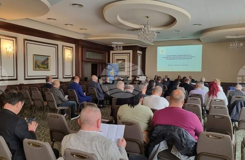 ������������� ������� � �������� �� �������� ������ ���������� �����-��