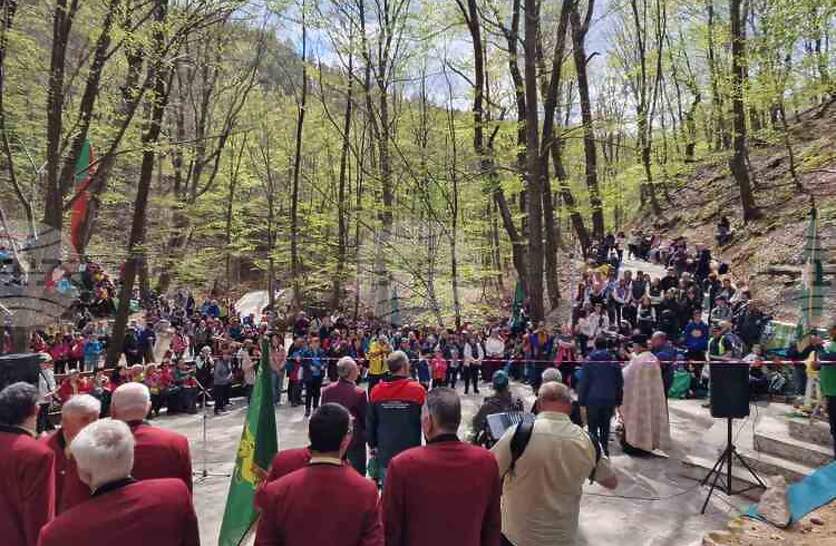 ������ �� 500 ���� ��������� � ����� �� ���������� ������������ ����, �������� �� 150-��� ��������� �� ���������� ��������