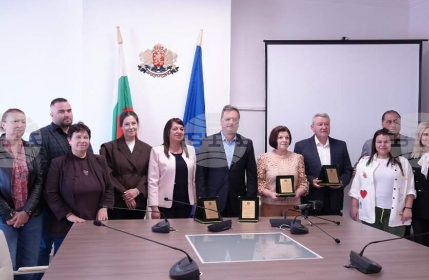 ��� ����� ��������� ������������, ����������� � ������������ � ��������� ������� �� ����