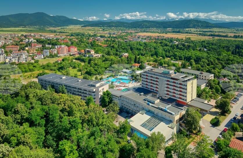 ������ � ��� ����� ��������� � ������ �������� 180 ���� � ��������� ������������ �������