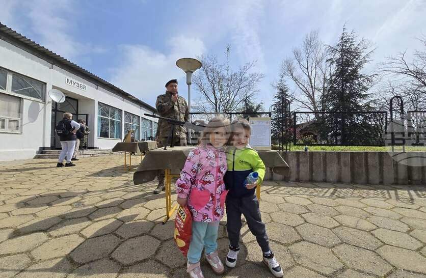 ��� �� ���������� ����� � ����������� � 13-� �������� ���������� � ������