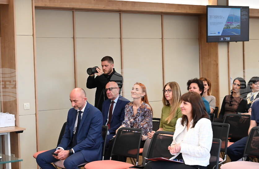 � ������� ����������� ������� ������ �� ��������� � ����� ���������� ������ �� ����������