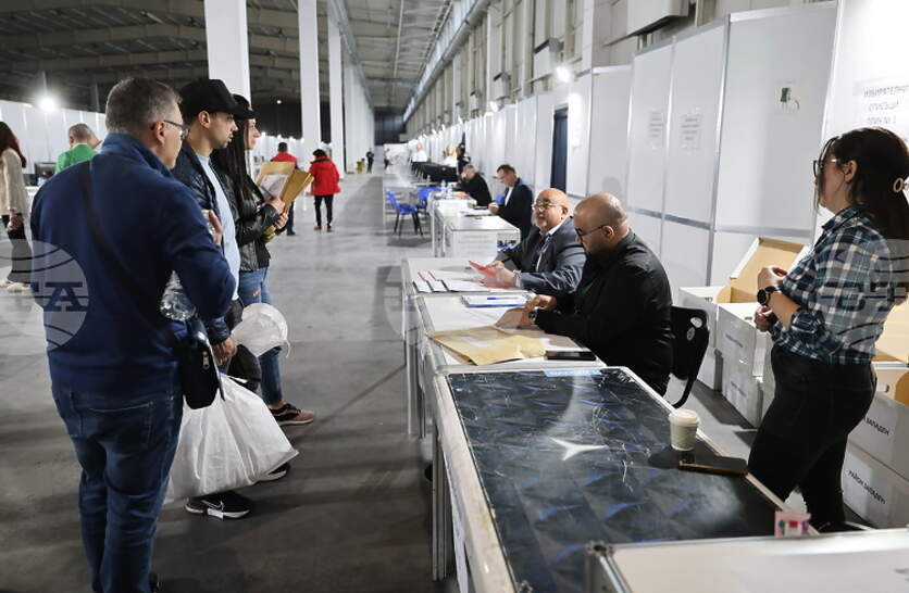 ��� 100% ���������� ��������� � ������ ������� ������������ ��������� �������� 54,39% �� ����, ����� �� ����-��� � 11,73%