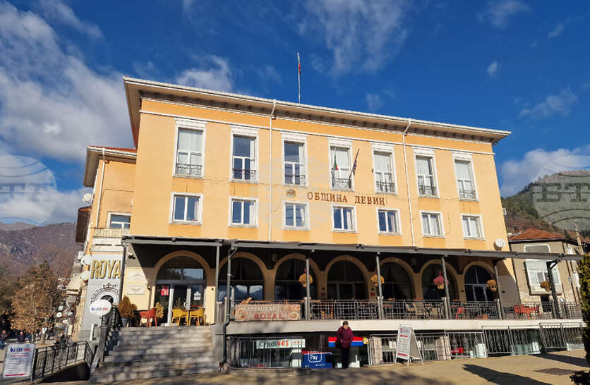 ���� - ����� ������ ������� �� 65 ������ ���� ���� 2025 �.