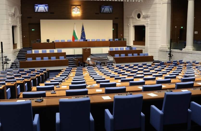 ��� ����� ��������������� �� ��������� ����� �������� � ���������� � 52-���� ������� ��������