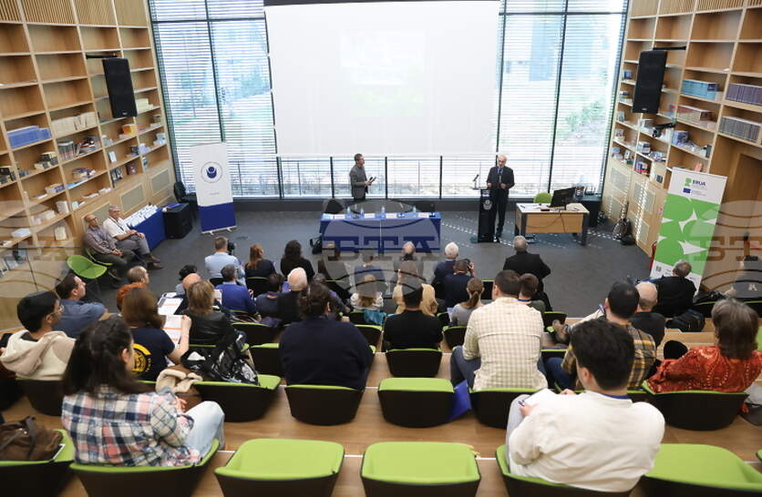 �������� ����� ������������ � �������� � ������� � ������� ������ ���� �������� �� ������������ ����������� � �����