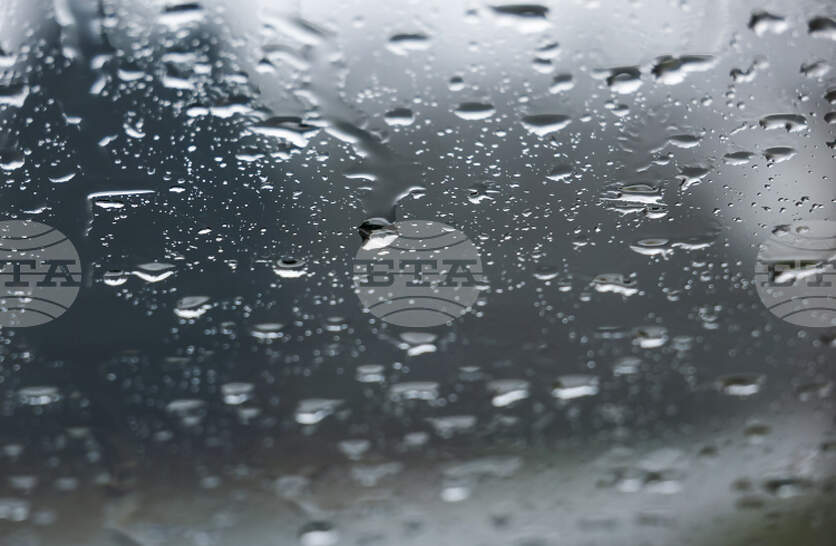 �������� �� ������� �� 3 ����� (�����) � ���������� ���