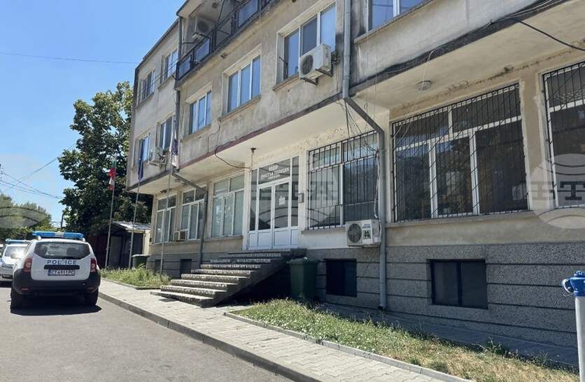 ����� �� 16 ������ � ��������� � ������� ���� ����� � ������������� ���� ��������