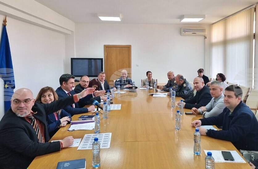 ��� 200 �������� �� ���������, 17 ��������� ������������, ��� 100 ������� �� ��� - ������������ � ������ �������� ����������� �� ��������