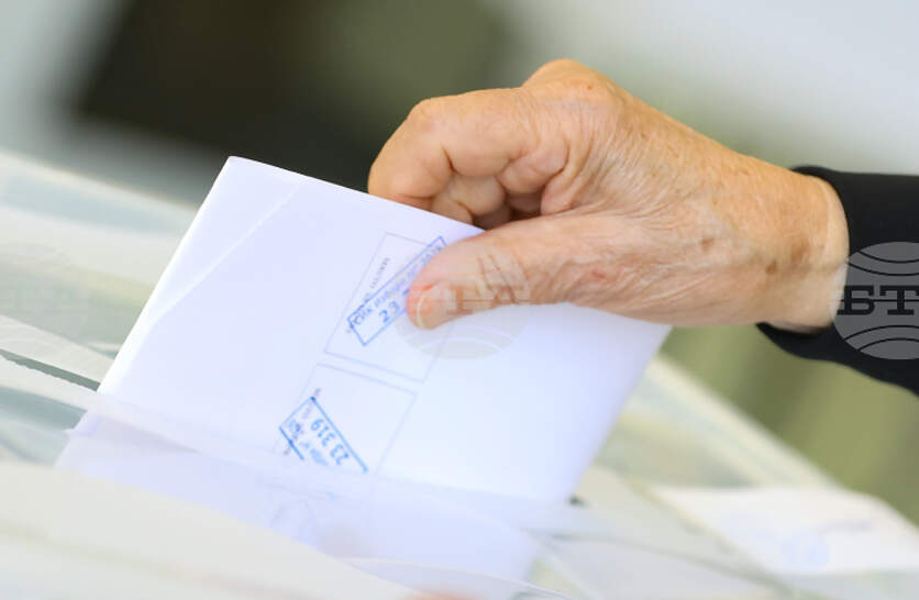 ��� 41,20% ���������� ��������� ������������ ��������� ���� � 44,4%, �� ����� ����� � ��-�� � 14,9%, �������� �� ���