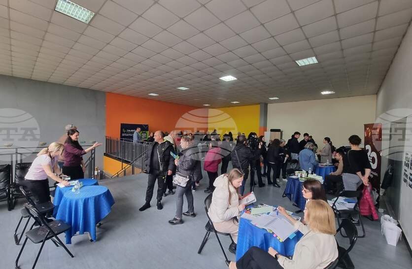 ������� ����� � ������ ����� ������������ �� �������� ������� � ������� ������ �� �������