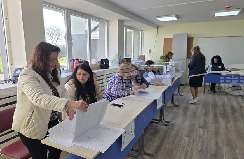 � ������ ������ ��� 100% ���������� ��������� ������������ ��������� � � 51,8% ��������, ����� �� ����-��� � 12,8%