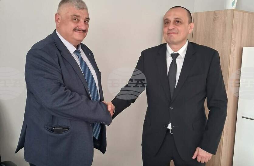 ������ ������� ���� ������ ����� ������������� �� ���������� �������� �� ��� � ��������