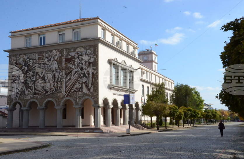 ��������� � �������� ��������� ��� ������ �� ������ ���� ������ �������, ������ �� ��� � �� �������� �� ������