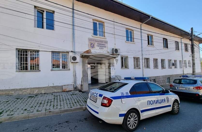 ���� �� 76 � �������� �� ��������� � ����������� ���� ������, �������� �� ���������