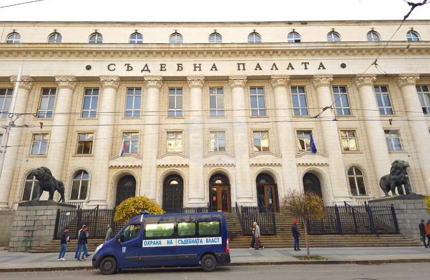 ����� ������� ����������� �� �������� ������ �� ������, ���� �� ������� ��������� ������� � ������� � ������ �� �� 579 805,75 ����