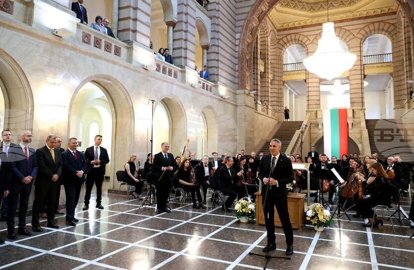 ���������� ������� � ������ �� �������� �� �������� �� ������� ��� �������, � � �������������������