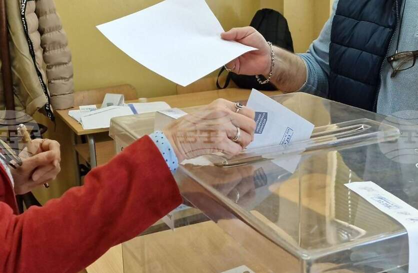 ��� 53,38 % ���������� ��������� � ������ ������� ������������ ��������� �������� 50,598 %, ����� �� ����-��� � 16,311 %