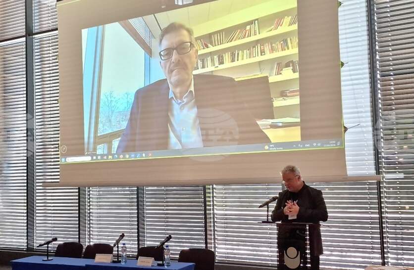 �������� �������� �� ������ ������� � ��������� �� ���������� � �������� ���� �������� �� ������������ ����������� � �����