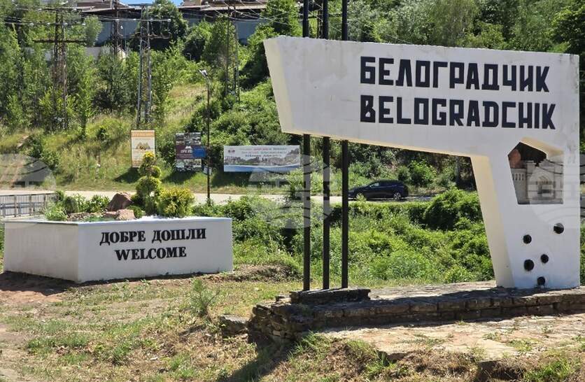 �������������� ����� � ����������� �� ���� ������ �� 4 ����� � �������� � �������� �� ���������� �� ���� �����������