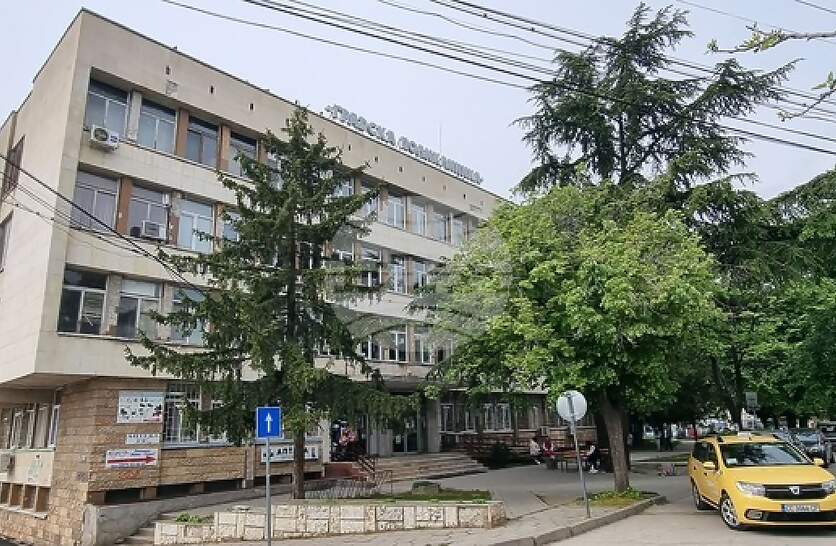 ���������� ����� � �������� ����� ��������� �� ������� �� ��������� ������������ �� ������� ������������-������������� ������