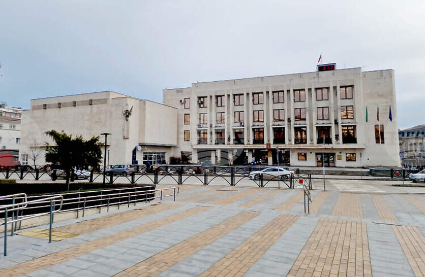 ���������� ����� � ����� ��������� �� �������� ������, ������� � ������� ������� �� ���������� � �������� �� ��������