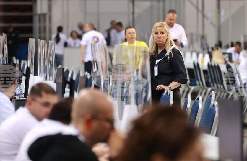 ������� ���������� �� ����������� �� ����������� ����������� ������� � ���� ������ 8888� � �����