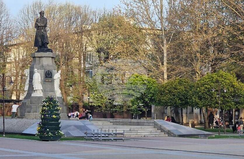 ��� 226 ���. ���������� � ��������� �� �������� �� 52-���� ������� ��������