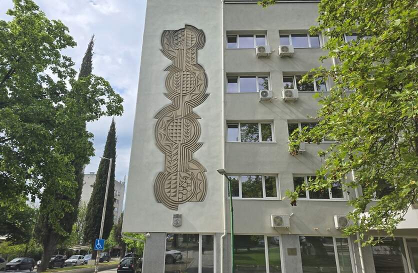  15            