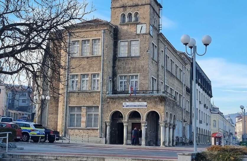   36          ,        