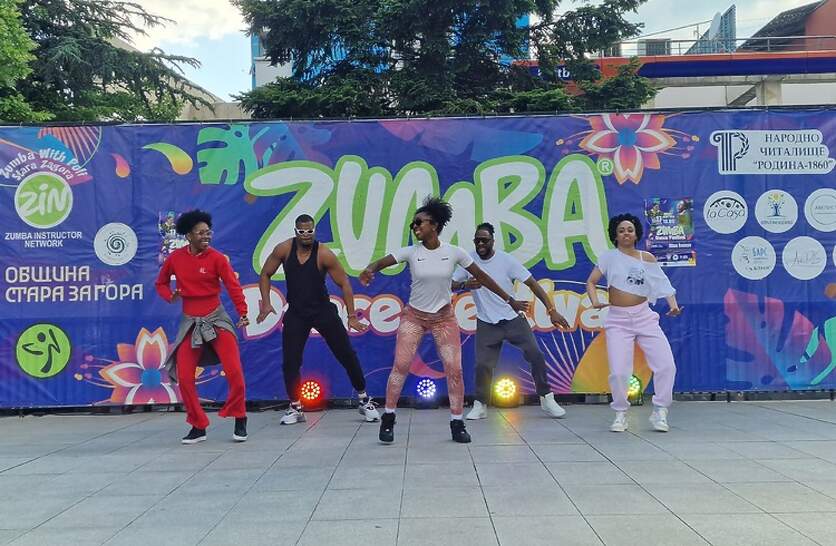   e   -    ,   ,  Zumba Dance Festival   