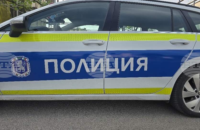      32 .        ,   