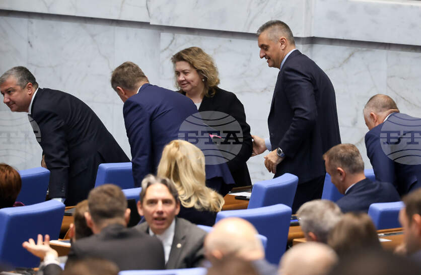 Депутатите включиха в дневния ред за днес точка за избор на председател на Народното събрание