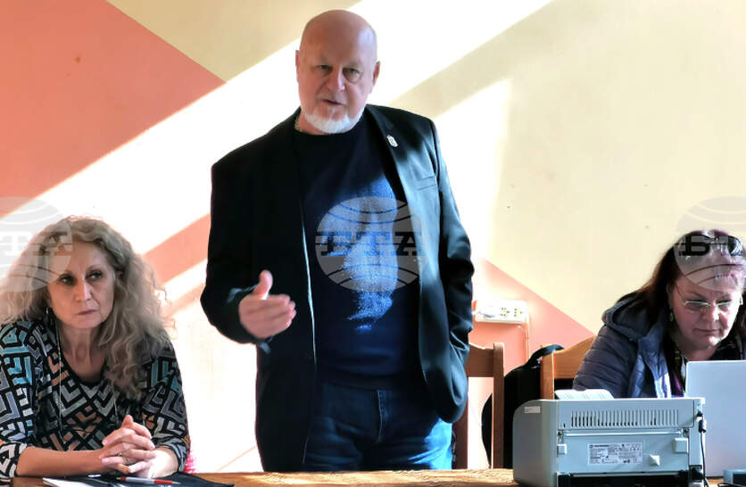 Въпроси за зъболекарските услуги, помощните средства и достъпа до специализирана лекарска помощ зададоха жители на селата Ружинци и Дреновец