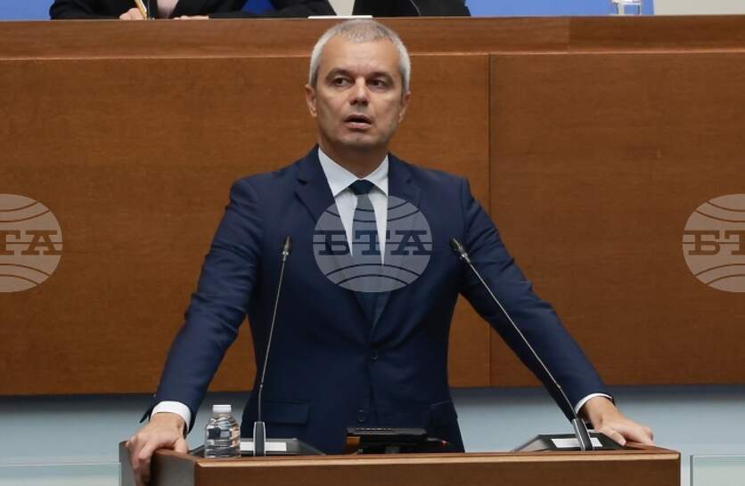 Бюджетният дефицит за 2026 г. може да бъде намален като незабавно се ликвидира вторият пенсионен стълб, заявиха в декларация от