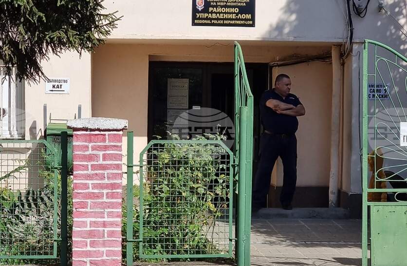 Полицията задържа мъж за разпространение на наркотици на ж.п. гарата в Лом