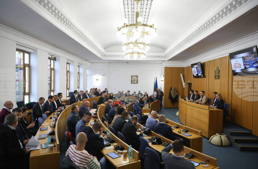 Столичният общински съвет реши заседанието за изслушване на „Топлофикация София“ да е при закрити врати