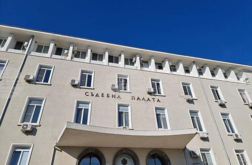 С лишаване от свобода за шест месеца е наказан мъж на 20 години за шофиране след употреба на два вида наркотици в Стара Загора