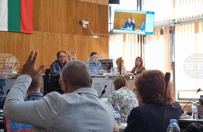 Съветниците в Дупница одобриха поемането на краткосрочен общински дълг