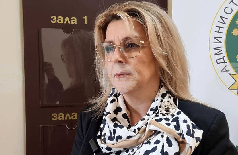 Работата с младите хора е път за повишаване правната култура на обществото, смята председателят на Варненския административен съд