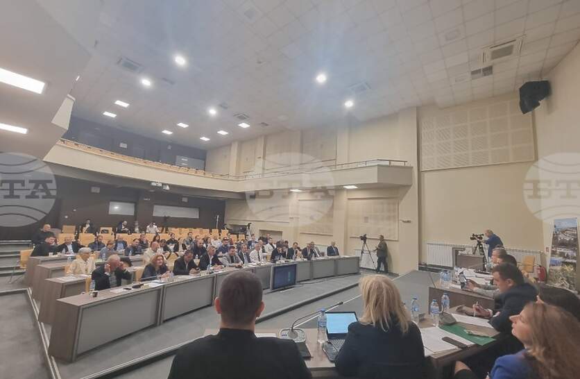 Общинските съветници приеха актуализираната бюджетна прогноза за местните дейности на Община Стара Загора за периода 2026 - 2028 година