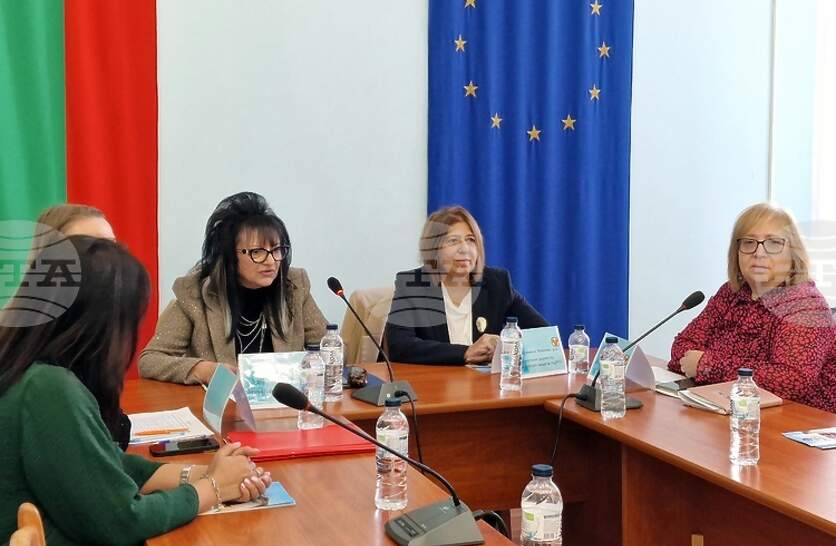 Информационна среща във връзка с Националния план за намаляване на риска от облъчване с радон проведе РЗИ-Монтана