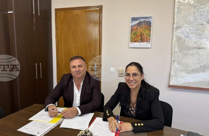 Подписани са договори за ремонт на водопреносната мрежа в павелбанските села Александрово и Осетеново