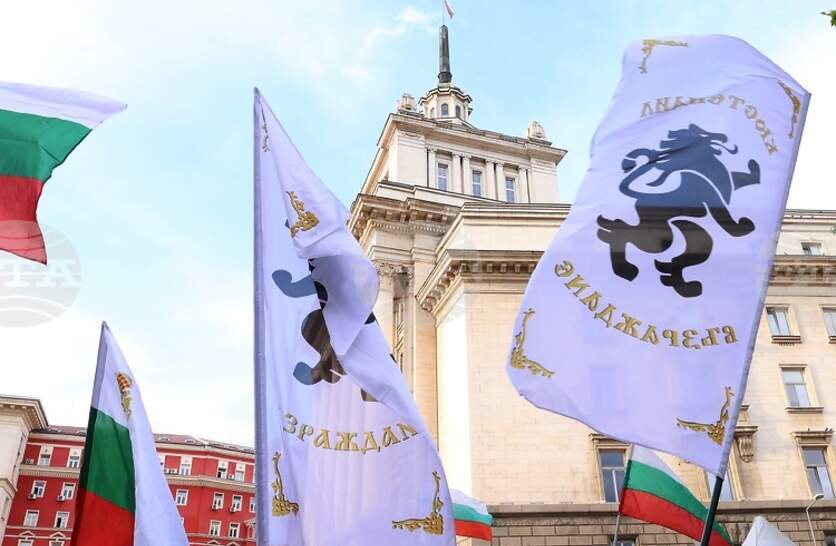 „Възраждане“ искат оставката на министъра на културата Мариан Бачев