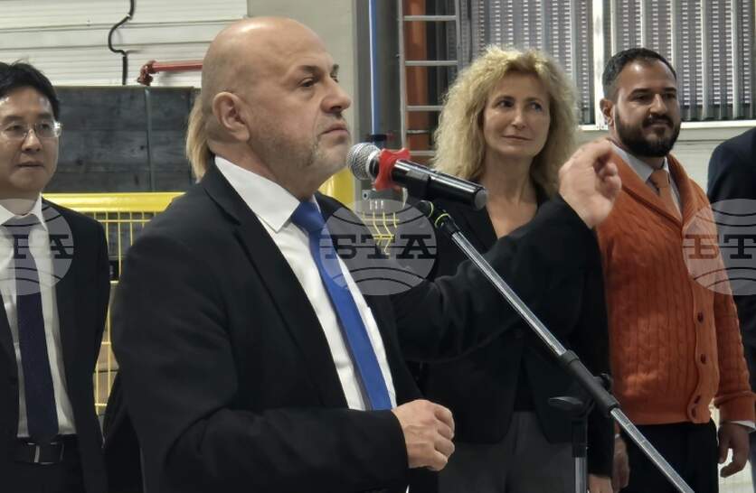 Фундаментът за успешното икономическо развитие е индустрията